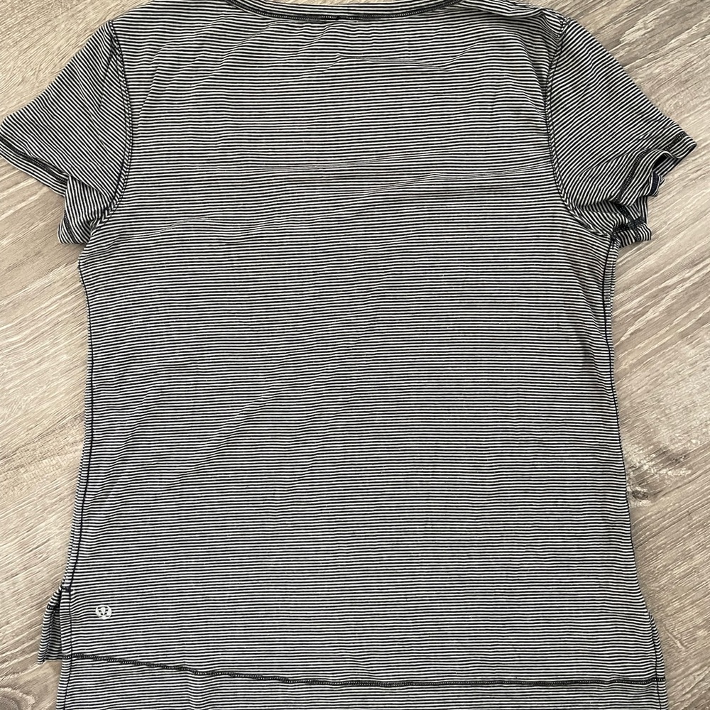 Lululemon Perfect Layer Tee View 4